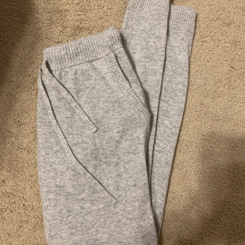 Vineyard Vines Cashmere Sweat Pants (XXS) Grey